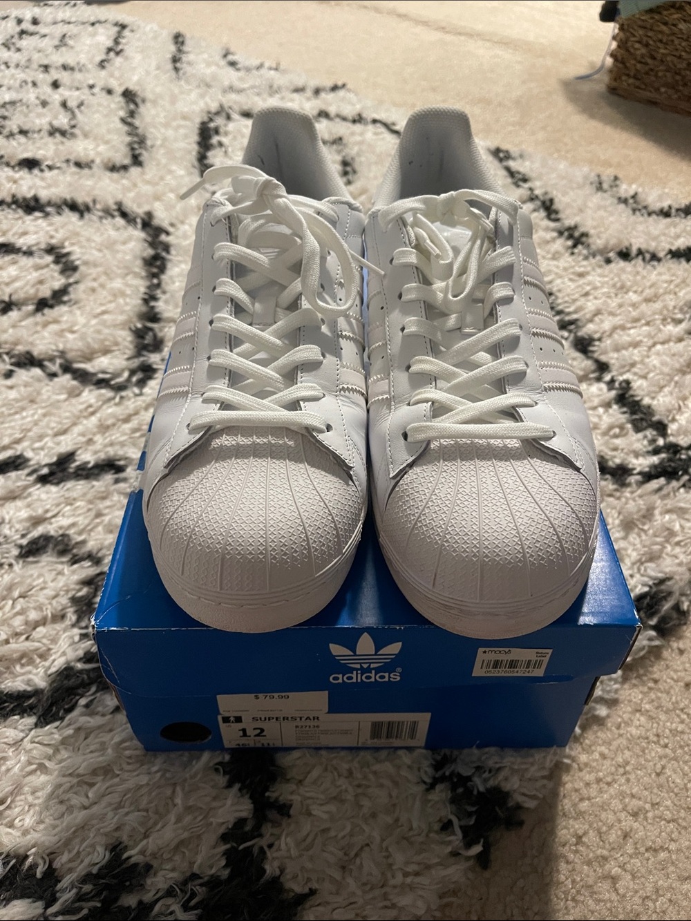 adidas Men’s White Classic Superstar Sneakers